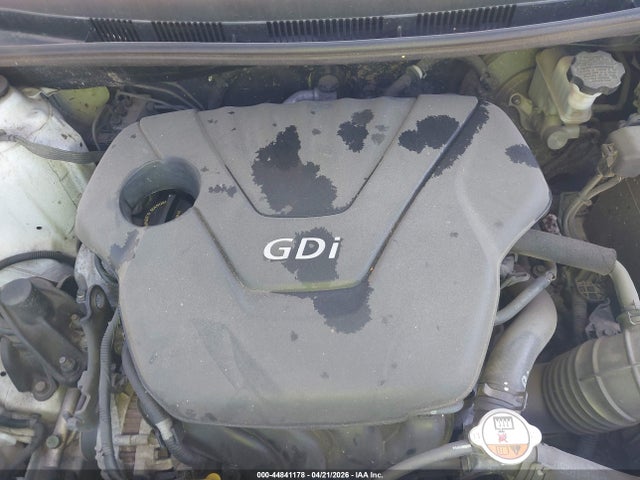 HYUNDAI ACCENT GLS - 10