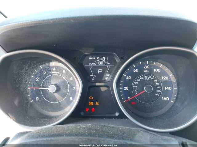 HYUNDAI ELANTRA GLS - 7