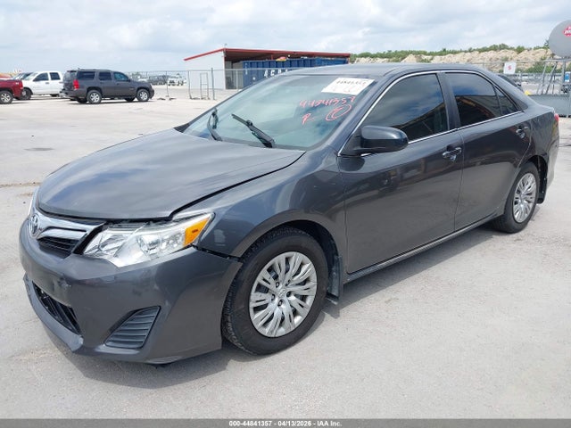 صورة 2 لـ 2014 Toyota CAMRY LE