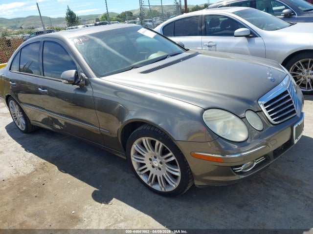 MERCEDES-BENZ E-CLASS - 1