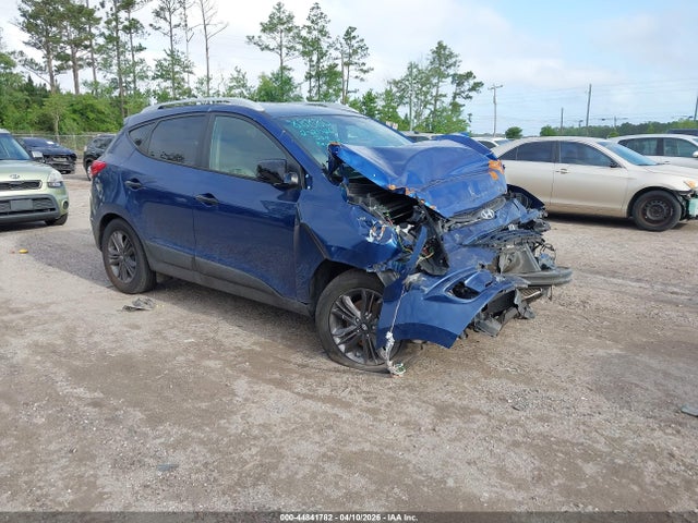 2015 HYUNDAI TUCSON SE