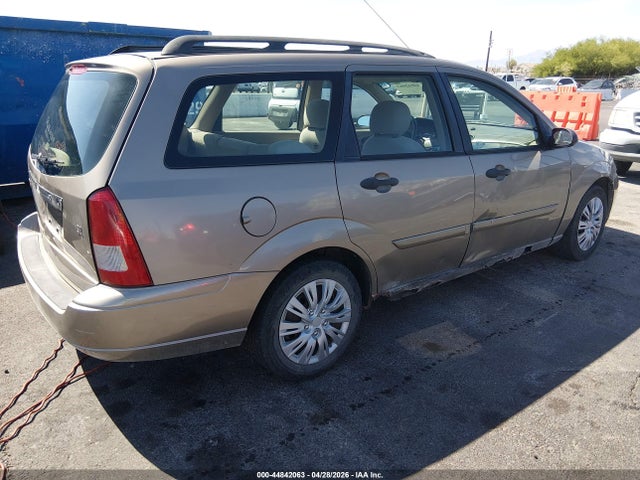 FORD FOCUS SE - 4