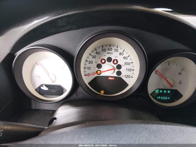 DODGE CALIBER SE - 7