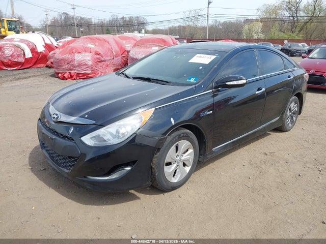 HYUNDAI SONATA HYBRID - 2