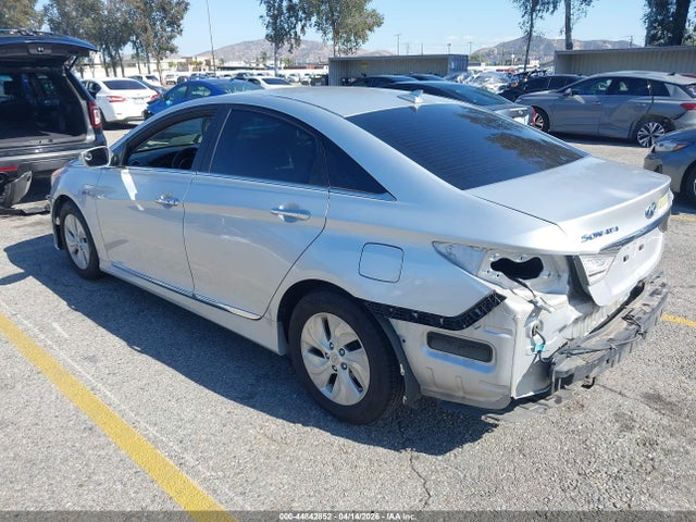 HYUNDAI SONATA HYBRID - 3