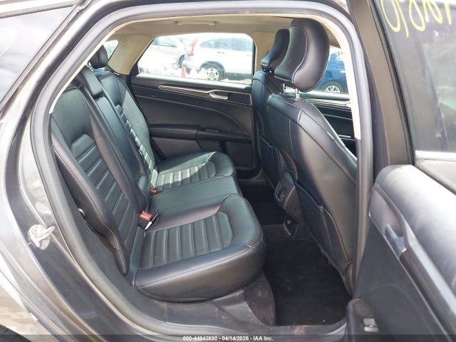 FORD FUSION SE - 8