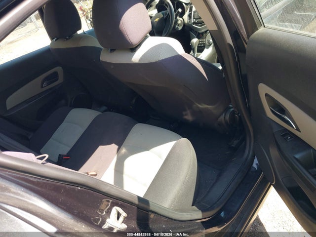 CHEVROLET CRUZE LS AUTO - 8