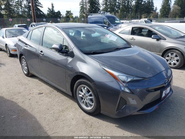 TOYOTA PRIUS - 1