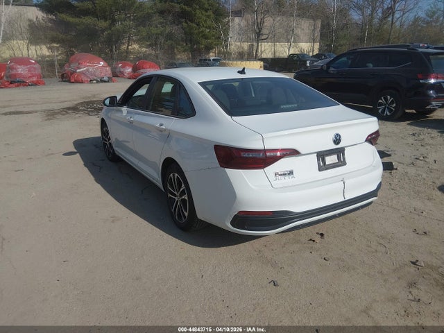 صورة 3 لـ 2024 Volkswagen JETTA 1.5T SPORT
