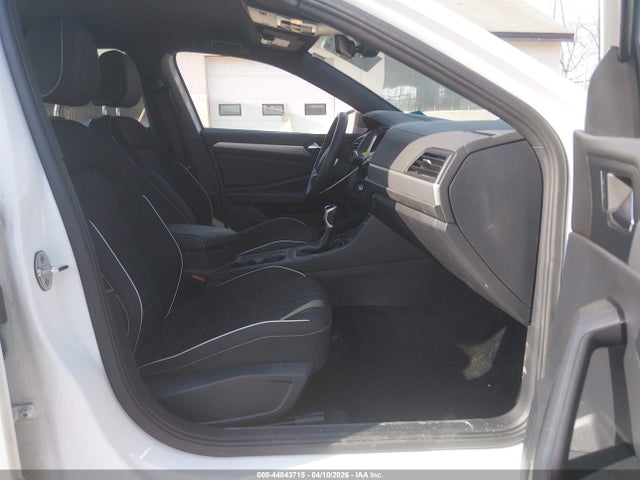 صورة 5 لـ 2024 Volkswagen JETTA 1.5T SPORT