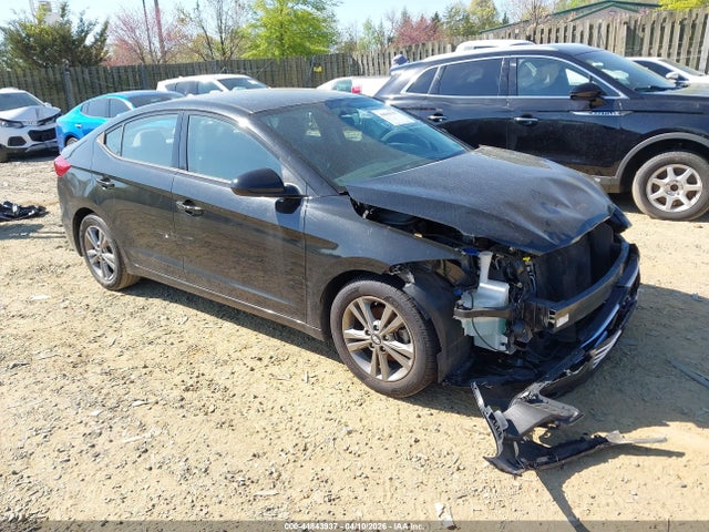 HYUNDAI ELANTRA SE - 1