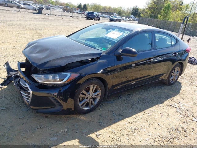 HYUNDAI ELANTRA SE - 2