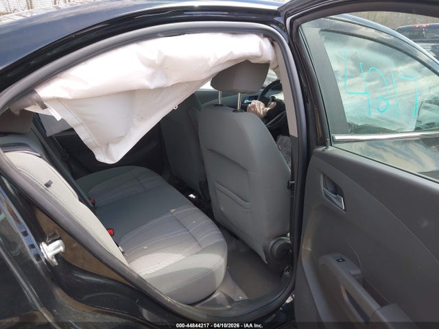 CHEVROLET SONIC LT AUTO - 8