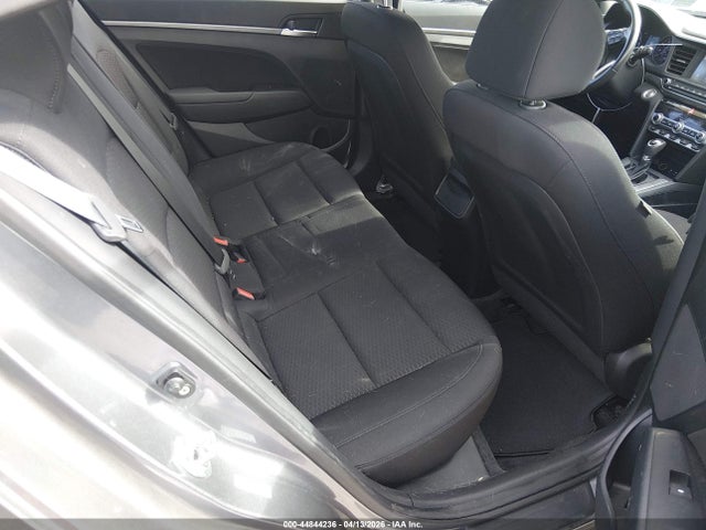 HYUNDAI ELANTRA VALUE EDITION - 8