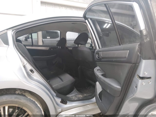 صورة 8 لـ 2015 Subaru LEGACY 2.5I PREMIUM
