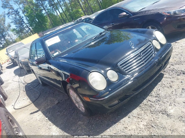 MERCEDES-BENZ E-CLASS - 1