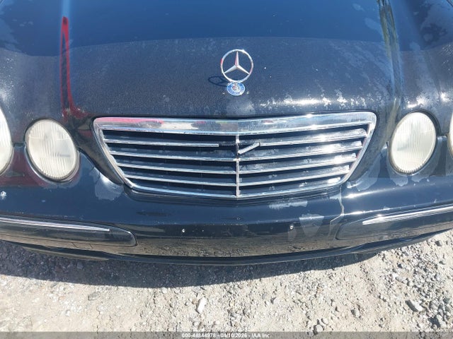 MERCEDES-BENZ E-CLASS - 6