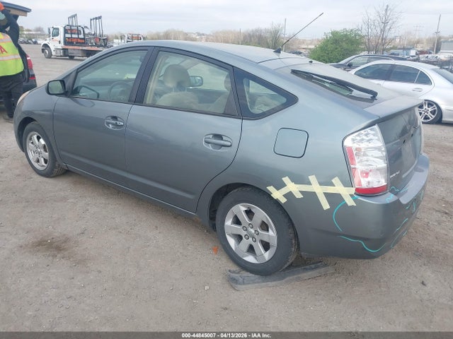 TOYOTA PRIUS - 3