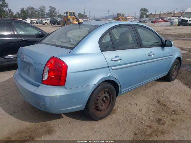 HYUNDAI ACCENT GLS - 4