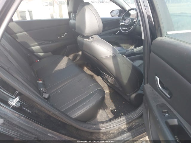 HYUNDAI ELANTRA LIMITED - 8