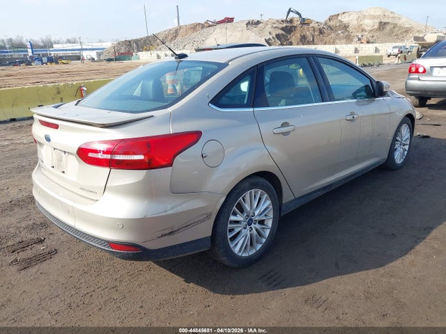 2017 FORD FOCUS TITANIUM 照片 4