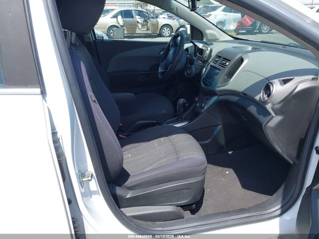 CHEVROLET SONIC LT AUTO - 5