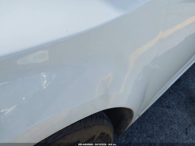 CHEVROLET SONIC LT AUTO - 6