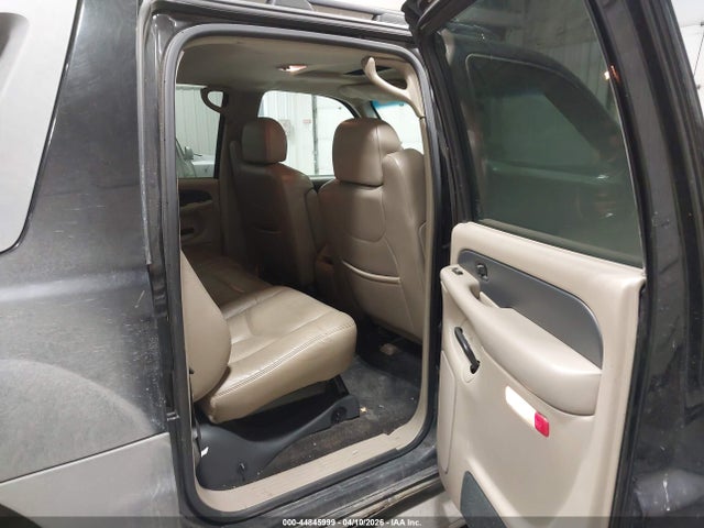 CHEVROLET AVALANCHE 1500 - 8