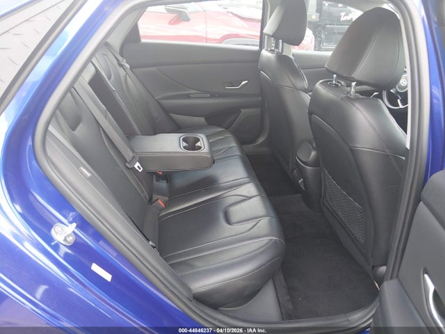 HYUNDAI ELANTRA LIMITED - 8