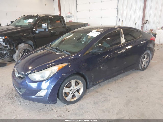 HYUNDAI ELANTRA GLS - 2