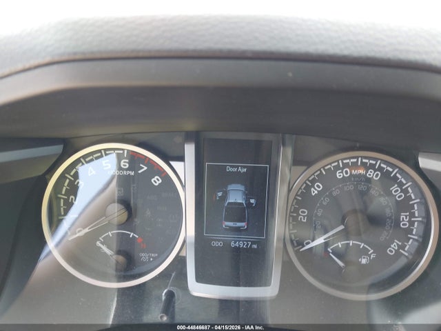 2022 TOYOTA TACOMA SR5 V6 7