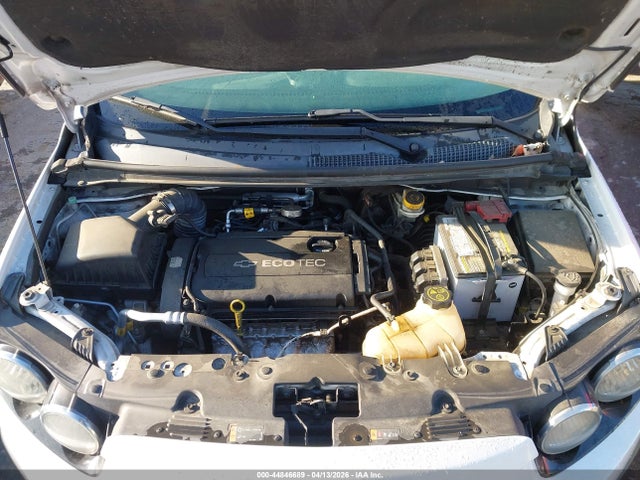 CHEVROLET SONIC LT AUTO - 10