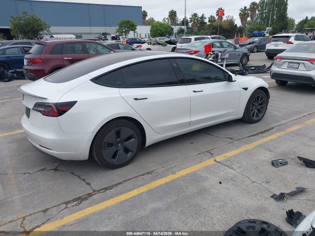 صورة 4 لـ 2021 Tesla MODEL 3 STANDARD RANGE PLUS REAR-WHEEL DRIVE
