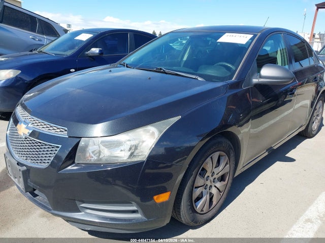 CHEVROLET CRUZE LS AUTO - 2