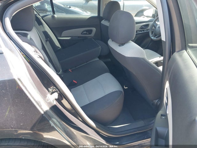 CHEVROLET CRUZE LS AUTO - 8