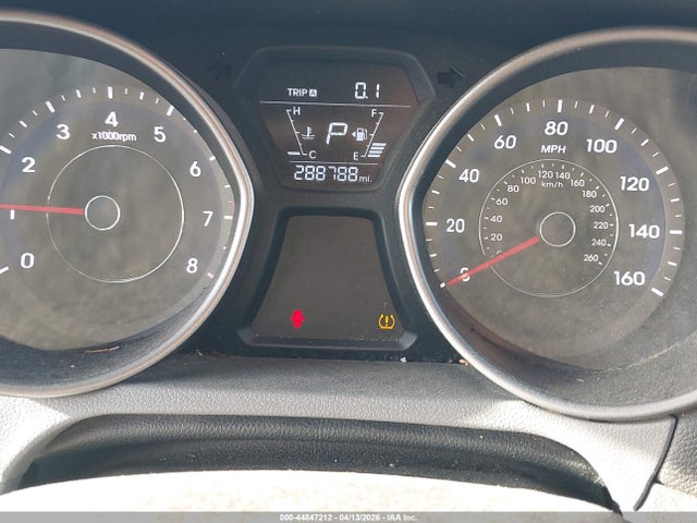 HYUNDAI ELANTRA SE - 7