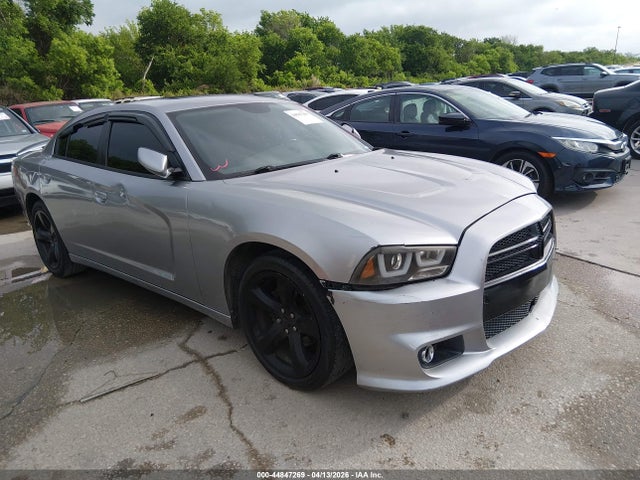 DODGE CHARGER SXT - 1