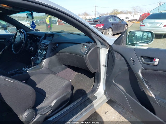 HYUNDAI GENESIS 2.0T - 5