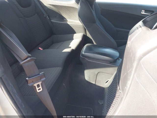 HYUNDAI GENESIS 2.0T - 8