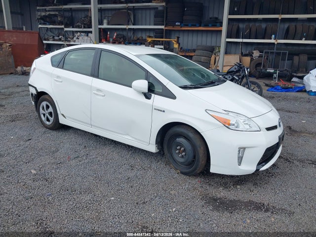 2014 TOYOTA PRIUS 