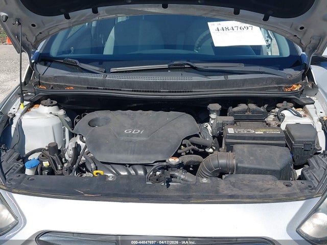 HYUNDAI ACCENT GLS - 10