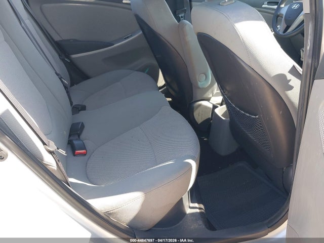 HYUNDAI ACCENT GLS - 8