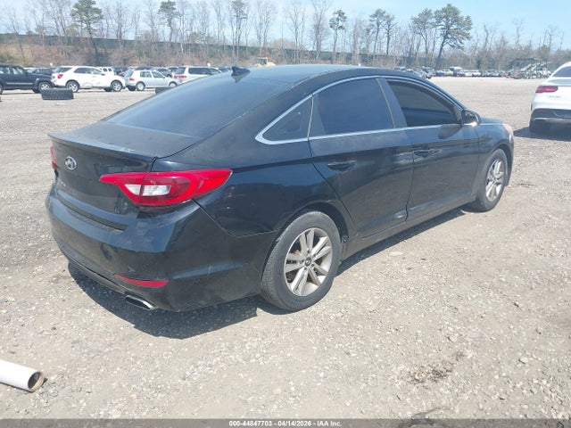 HYUNDAI SONATA SE - 4