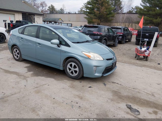 TOYOTA PRIUS - 1
