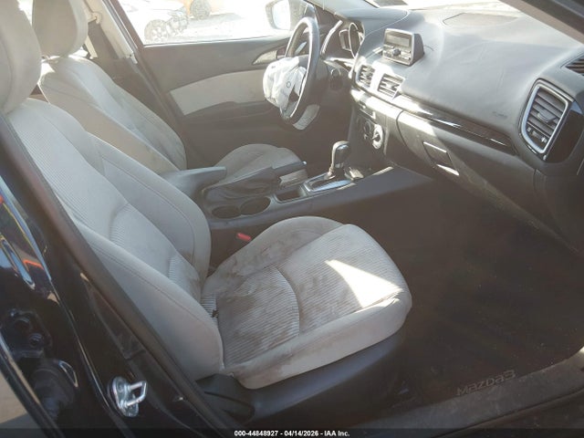 صورة 5 لـ 2014 Mazda MAZDA3 I TOURING
