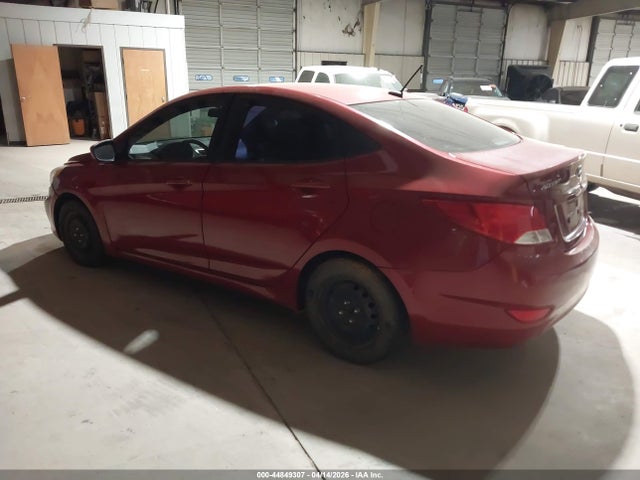 HYUNDAI ACCENT SE - 3