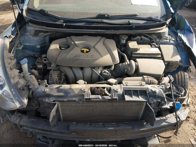 HYUNDAI ELANTRA GT - 10