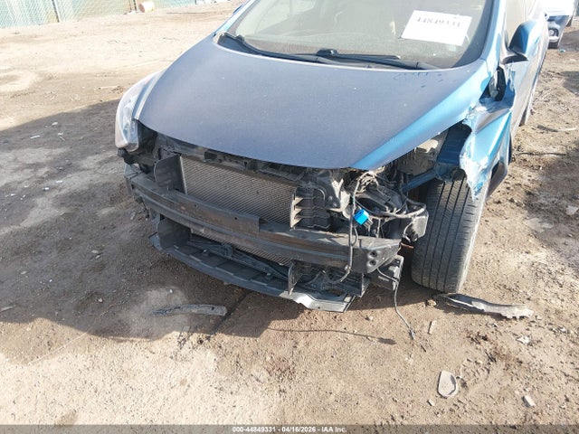 HYUNDAI ELANTRA GT - 6