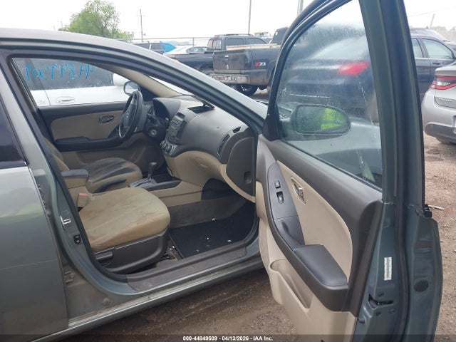 HYUNDAI ELANTRA GLS - 5