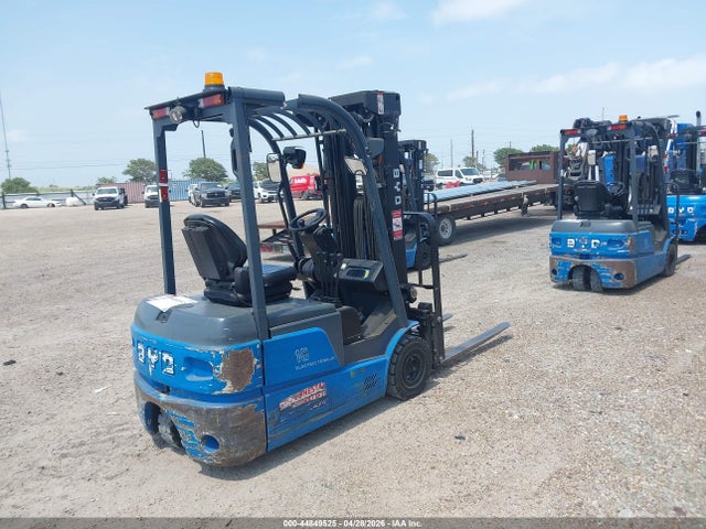 2023 BYD ELECTRIC FORKLIFT 4
